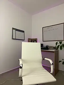 Lucia11  online show from March 27, 11:27 pm