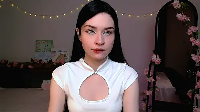 Tina Charm online show from June 19, 6:33 pm