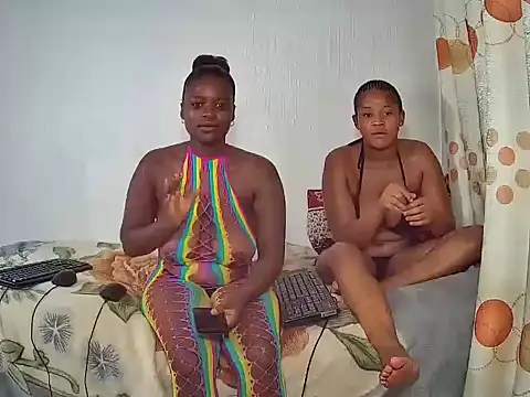 FreakyCouples7 online show from March 30, 8:08 pm