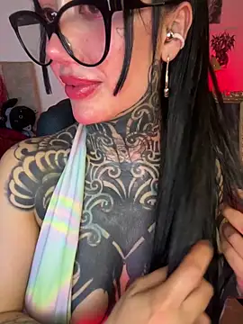 Musedreams online show from April 29, 2:37 am