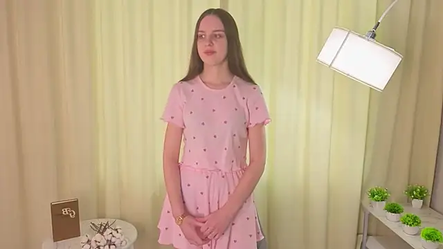 ShaunnaKorte online show from April 6, 2:44 am