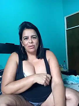 lucianamorocha online show from April 16, 11:54 am