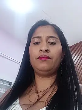 SofiaMendez1  online show from April 30, 6:24 pm