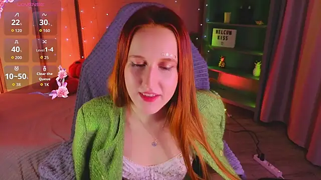 EvaBellea online show from May 1, 1:36 pm