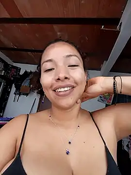 Wolfamara online show from May 15, 2:42 pm
