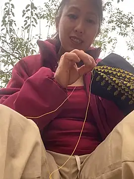 Huonglyna online show from April 29, 7:44 am
