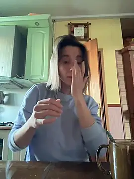 Millusya online show from April 2, 3:31 pm