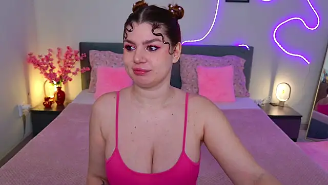 moneyforPeaches online show from April 28, 4:22 pm