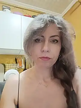 TaynaSecret online show from May 23, 9:02 pm