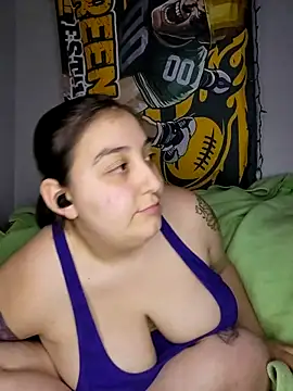 Horneysunflower420 online show from April 27, 3:47 am