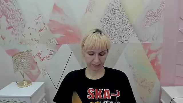 Helgy asy online show from April 7, 1:46 pm