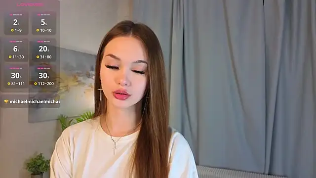 LuraPodraza online show from May 30, 4:26 pm