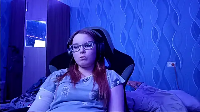 Sheriscute online show from April 30, 5:51 pm
