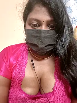 Romantic Woman online show from April 18, 7:58 pm
