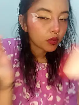 kitsune nyoko online show from May 15, 3:54 am
