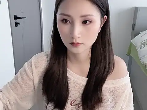 Huangyouyou online show from April 15, 8:48 am