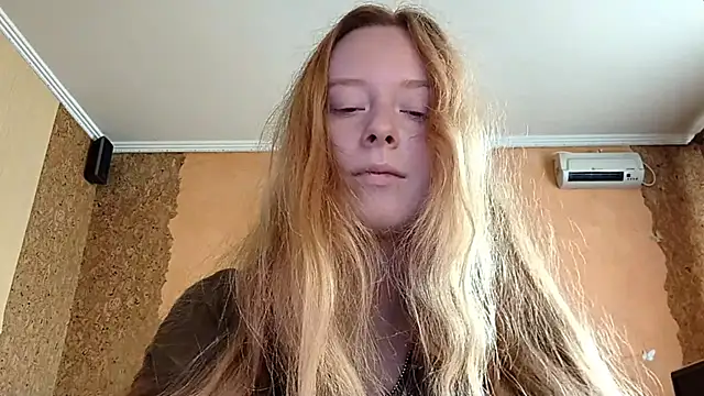 KateVibe 01 online show from June 20, 4:16 am