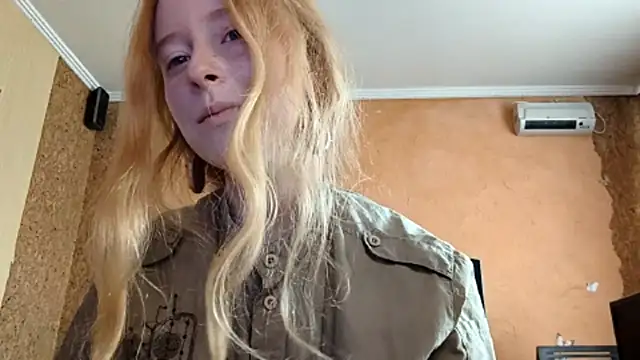 KateVibe 01 online show from May 4, 4:16 am