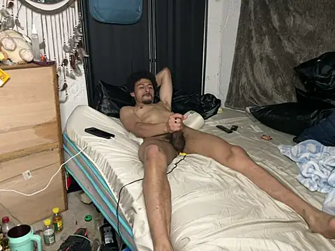 TayThan69 online show from June 8, 4:08 pm
