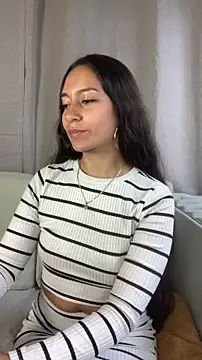 DulceLatinaxo online show from June 5, 9:43 pm