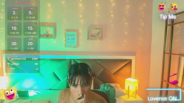 alana spark online show from April 21, 1:42 am
