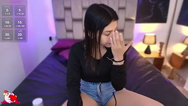 candy tina online show from April 28, 3:27 pm