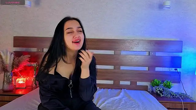 MargaretParker online show from April 14, 6:46 am