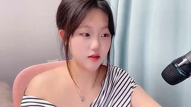 Lilababy00 online show from April 25, 12:41 pm