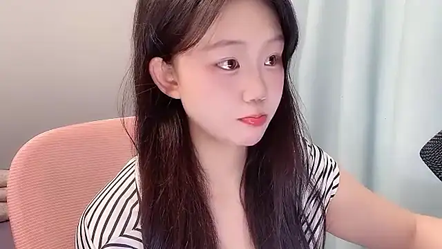 Lilababy00 online show from April 29, 1:03 pm