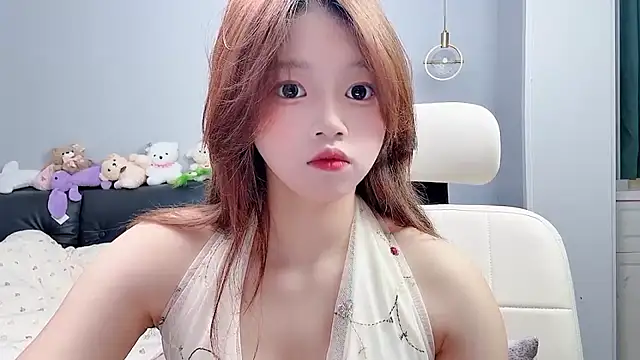 Lilababy00 online show from May 13, 3:01 am