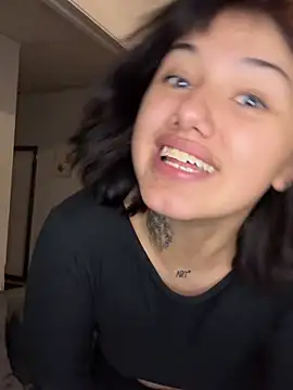 vickdaqui online show from April 9, 9:31 pm