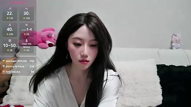 LUNYI-CC online show from April 24, 12:30 pm