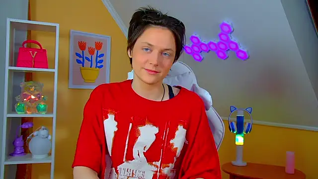 RitaRoses online show from April 13, 7:25 pm