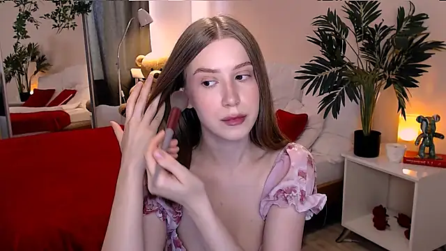 cheeky chick online show from July 10, 1:33 pm