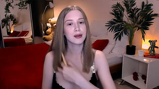 cheeky chick online show from July 12, 8:31 pm