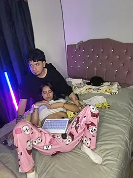 hotlatinocouple   online show from April 10, 6:30 am