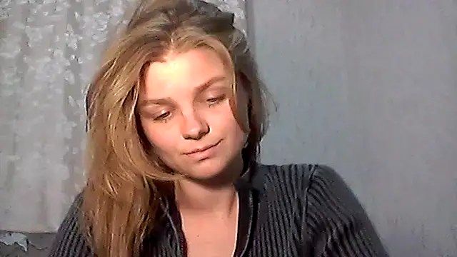 ElizaCrowe online show from April 14, 6:08 pm