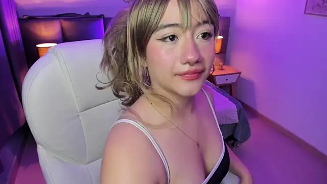 Nana nyx online show from May 10, 2:46 am