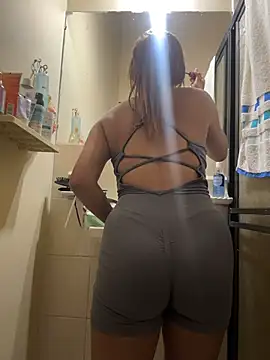 ViankaRose online show from May 31, 11:27 am