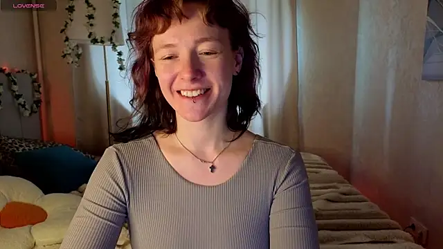 Ricki Bloom online show from May 11, 9:22 am