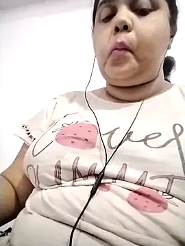 hotsilk21 online show from April 22, 5:43 pm