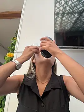 Kimmiebellarie online show from June 25, 12:29 pm
