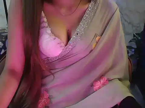 shreya    online show from May 30, 7:39 am