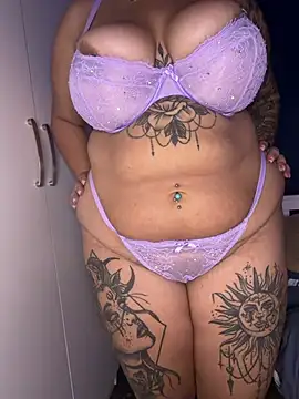 redheadlily05 online show from July 31, 10:11 pm