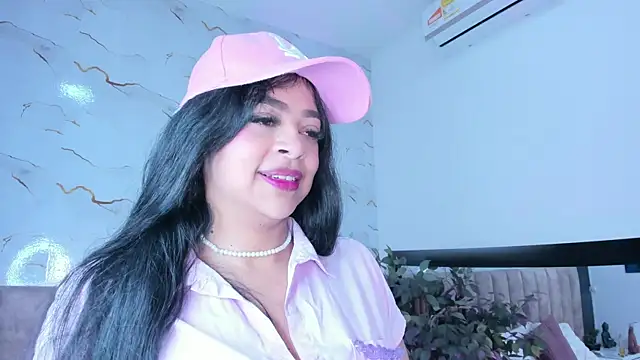 Candicewayne online show from June 18, 11:04 am