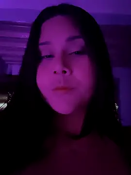 MarianaG  online show from April 12, 12:14 am