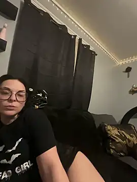 AmalaHexx online show from April 15, 12:33 am