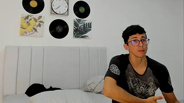 alanandtifany online show from July 28, 9:25 pm