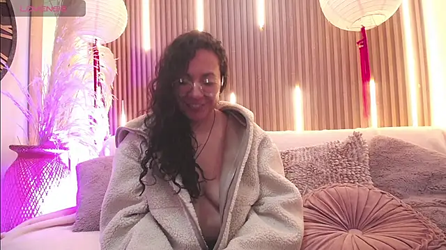 Velvet Curly online show from June 12, 12:46 pm