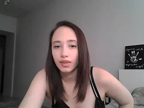 DarkMirel online show from May 22, 2:04 pm